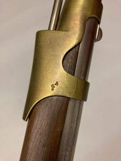 null Fusil à percussion de marine modèle 1842, canon bien poinçonné et daté: "1846";...