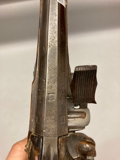 null Oriental flintlock pistol, octagonal then round barrel with a flattened top,...