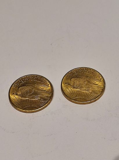 null 
2 pièces de 20 Dollars or datées 1911 et 1925

