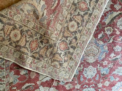 null Carpet in the taste of the productions of Isfahan with floral decoration red...