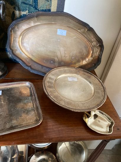 null Lot of silver plated metal including various dishes, cups, sprinklers, torch,...