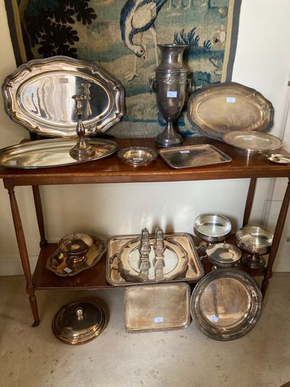 null Lot of silver plated metal including various dishes, cups, sprinklers, torch,...