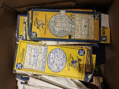 null Important lot of maps, city plans and atlases