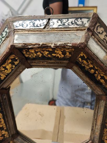 null Small mirror with cut sides made of eglomerate glass decorated with foliage,...