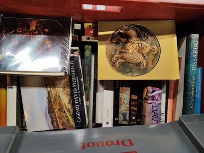 null Deux caisses de livres d'art, Boucher, Vermeer, Pissaro, Vuillard et divers...