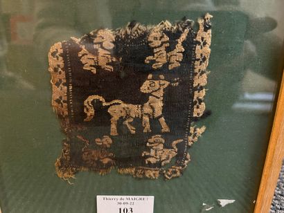 Fragment de textile Copte à décor d'un bovidé...