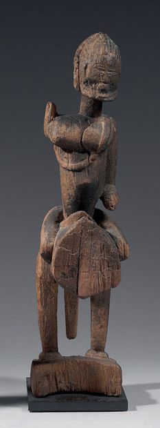 null Cavalier Dogon (Mali)
Ancien et beau fragment de figure équestre, le cavalier...