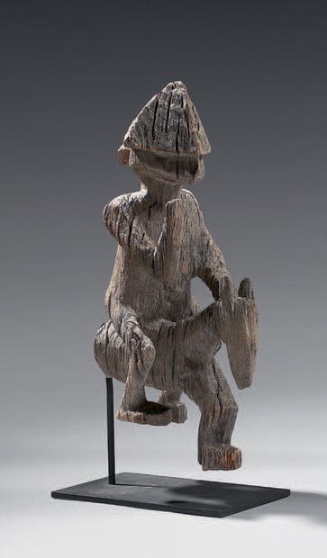 null Sakalava rider (Madagascar)
Equestrian figure from the top of a classical aloalo...