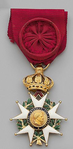 null Croix d'officier de l'ordre de la Légion d'honneur en or, émaillée, centres...