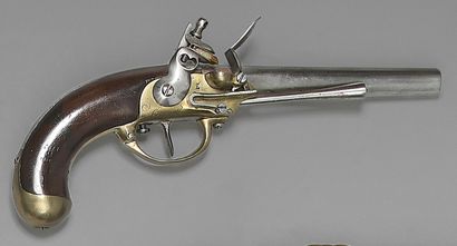 null Pistolet de cavalerie à silex modèle 1777, canon poinçonné : “82”, “B” et d'une...