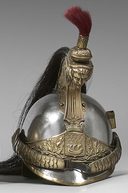 null Helmet of the Republican Guard of Paris model 1876, iron bomb stamped: "3472",...