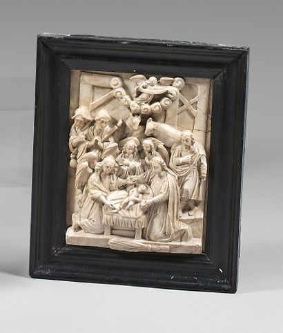 null Sculpted alabaster bas-relief representing the Nativity.
Flanders, end of the...