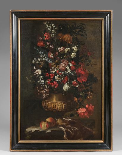 Ecole Italienne du XVIIIe siècle Bouquet de fleurs sur un entablement
Toile (restaurations).
102...