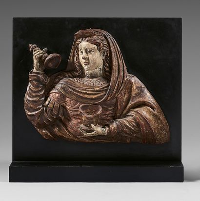 null Marie Salomé, in bust, bas-relief in carved polychrome wood, and gilded. In...