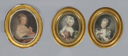 null Ensemble de trois gravures couleurs ovales: 
- D'après Pierre DAVESNE (1709-c.1796),...