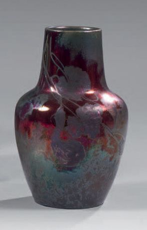 MASSIER Clément (1844-1917) Vase ovoïde à épaulement renflé et col cylindrique en...