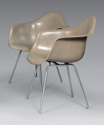 EAMES Charles (1907-1978) & EAMES Ray (1912-1988) - Édition Herman MILLER