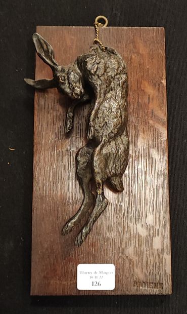 null Pierre Jules MENE (1810-1879). Nature morte au lièvre. Bronze à patine brune...