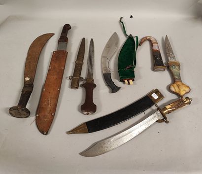 null Set of six exotic knives, two of which are cutters.