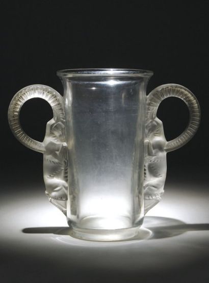 LALIQUE René (1860-1945) Vase « Thibet». Épreuve de tirage industriel réalisée en...