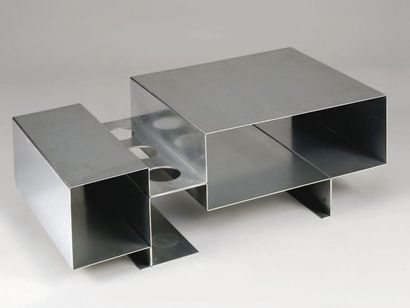 Boyer Table basse formant bar en dur aluminium brossé à triple compartiment pour...