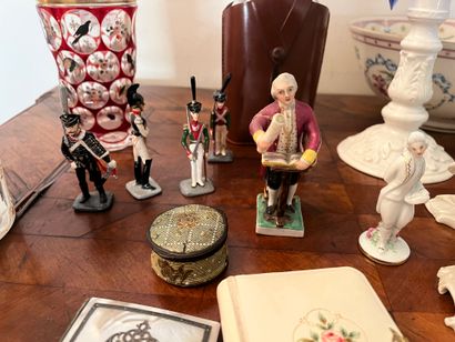 null Lot of miscellaneous trinkets including ball books, enamel salerons, ceramic...