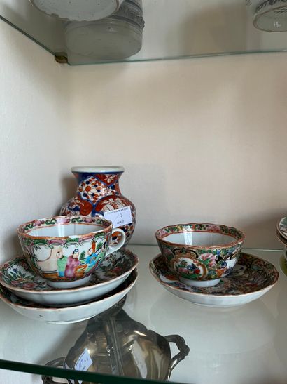 null Lot of asian ceramics and others including cup, bowls, under cups, egg cups,...