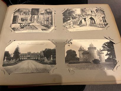 Set of 3 albums containing a collection of...