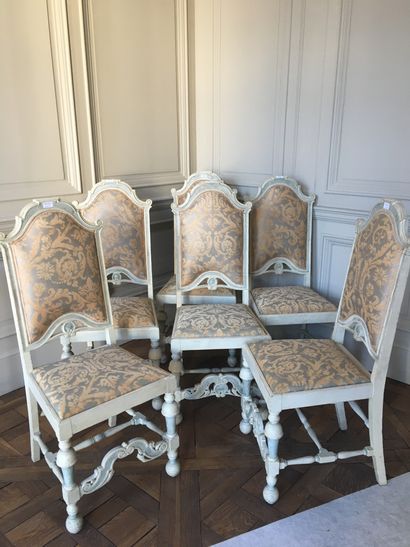 Suite of six relaqued chairs _Spanish style...