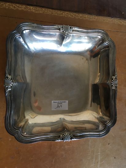 null 
Square silver bowl, shell decoration (ref 19), Minerve
