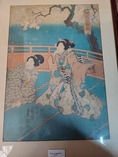 null Lot comprenant une estampe japonaise représentant deux femmes dans un jardin...