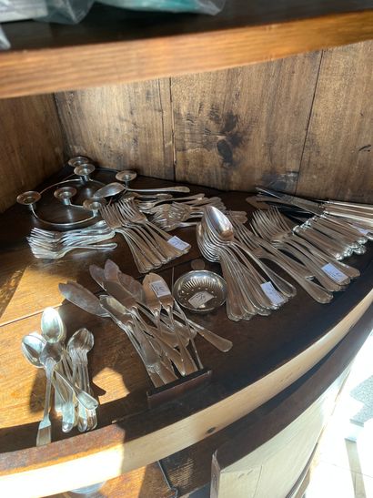 null Part of a Christofle silverware set : cutlery, fish cutlery, forks, knives 

We...