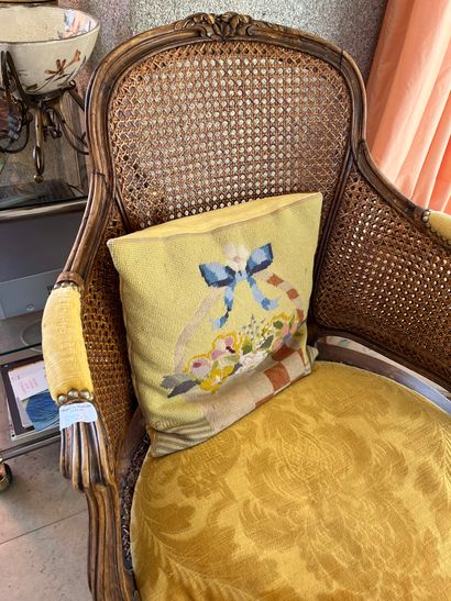null Pair of wickerwork armchairs, Louis XV style

H : 100 - W : 64 - D : 62 cm 

Wear...