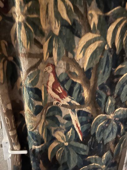 null Fragment de tapisserie Aubusson, décor d'oiseaux , vers 1700

215 x 80 cm 

Ref...