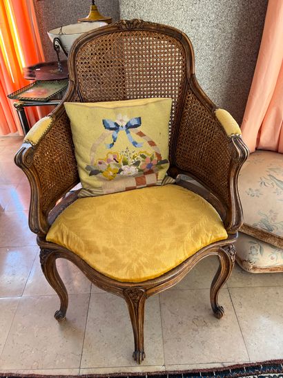 null Paire de fauteuils de bureau, cannés, Style Louis XV

H : 100 - L : 64 - P :...