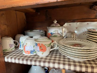 Large lot of ceramics (porcelain and earthenware):...