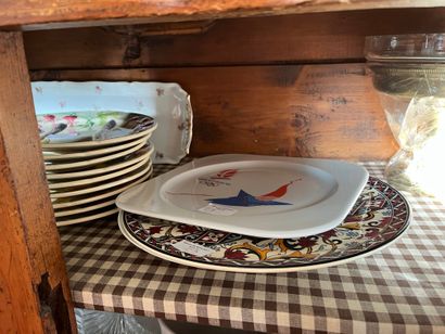 null Large lot of ceramics (porcelain and earthenware): asparagus plates, a dish...