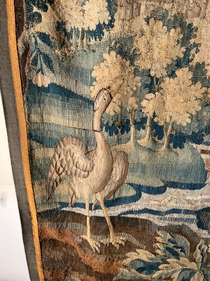 null Fragment of an Aubusson door around 1700

Animated landscape with wader decoration...