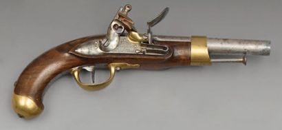  Pistolet à silex de cavalerie modèle an XIII, canon poinçonné et daté : "1813",...