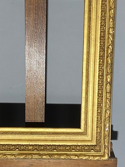 null Cadre en bois et stuc patiné doré dit "Barbizon"
36,5 x 54 x 13 cm paysage 10
(vendu...