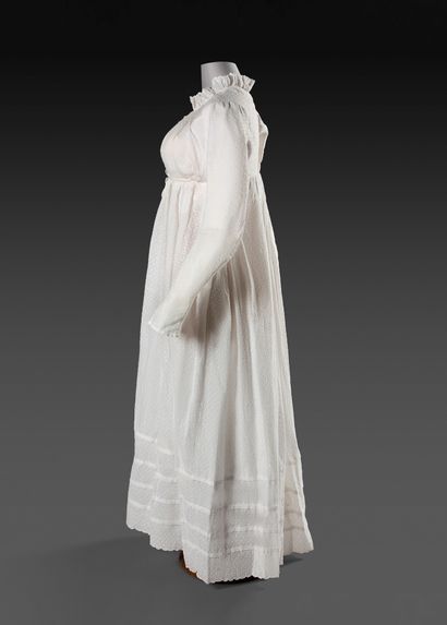 Dress in shaped muslin, First Empire period,...