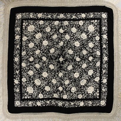 Canton shawl, China, late 19th century
Silk...