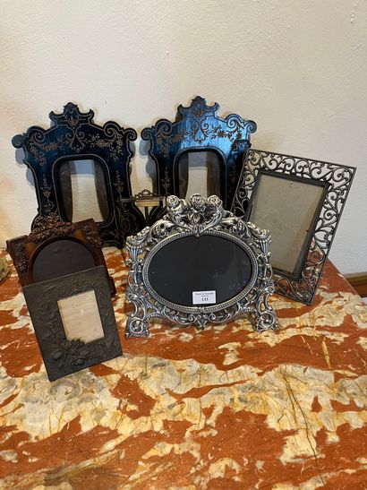 Lot of blackened wood photo frames, one in...