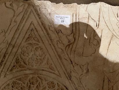 null Rare part of a limestone tombstone with engraved decoration of the rose window...