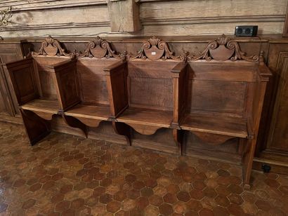 null Suite of three church stalls in walnut with four seats, folding seats. 
H :...