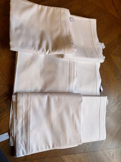 Lot of six sheets for double bed in cotton,...