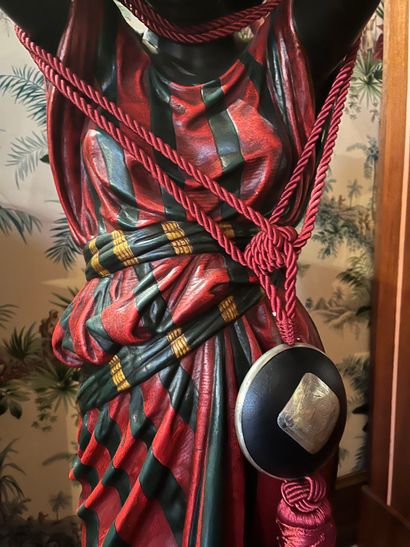 null Nubian woman, polychrome plaster, red and black dress (chips)
Height 200 cm
Electrified


COLLECTION...