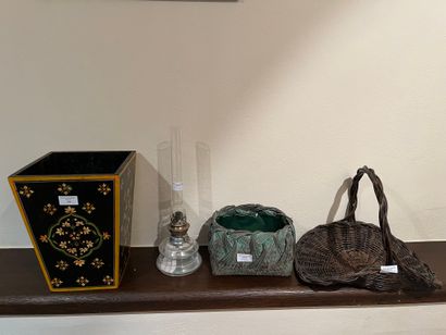 null Lot including two small baskets, a kerosene lamp and a lacquered wood basket.
Lot...