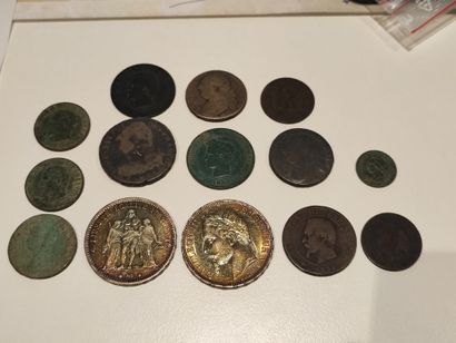 null Lot of coins including French coins, 5 Francs and various