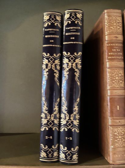 null Lot of volumes : Capefigue "Histoire de Philippe-Auguste" (4 volumes in 2 vols)...